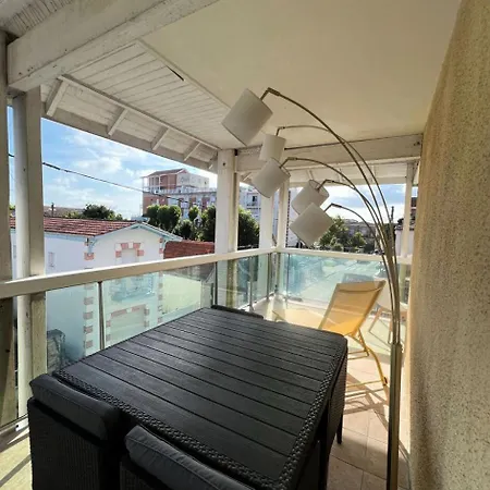 La Croisette - T2 Lumineux Avec Terrasse - D'eyrac Mae-9434 *