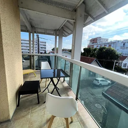 La Croisette - T2 Lumineux Avec Terrasse - D'eyrac Mae-9434